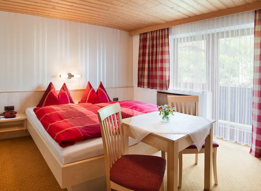 Appartement Gastehaus Hofer à Brixen im Thale Chambre photo